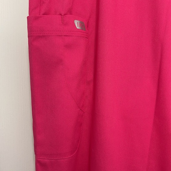 Never worn Hot pink Scrub Pants - Picture 3 of 4